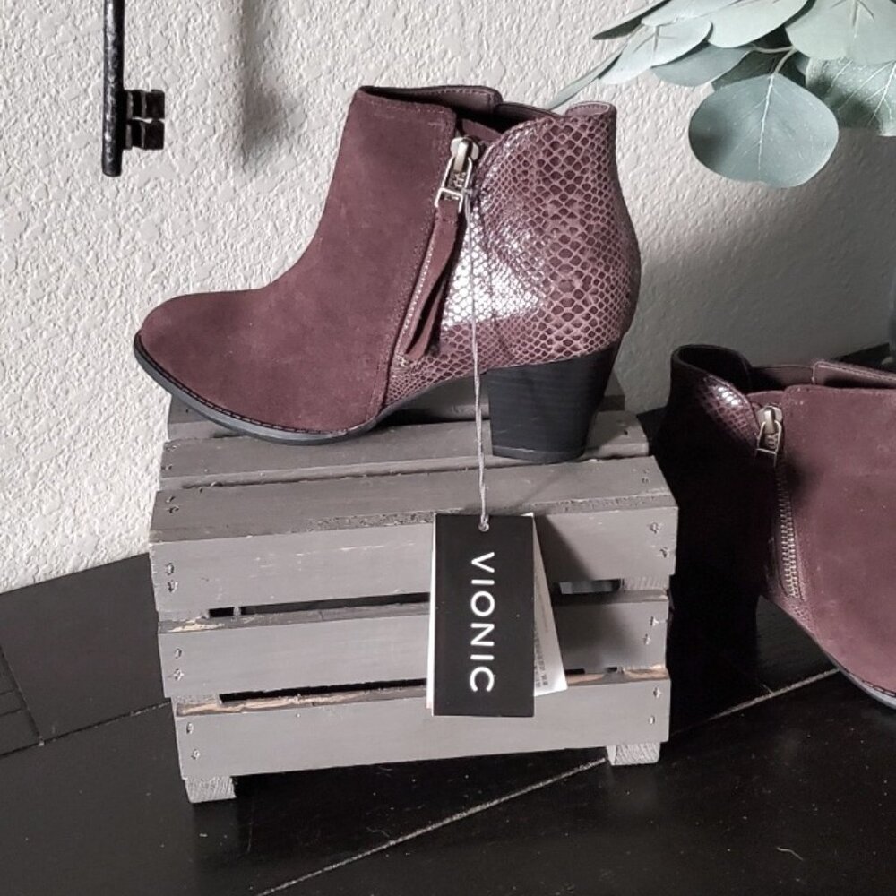 Vionic "Anne" Boots